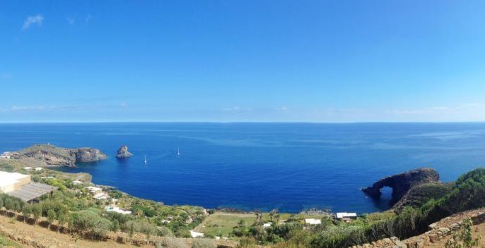 faraglione-arco-elefante-pantelleria